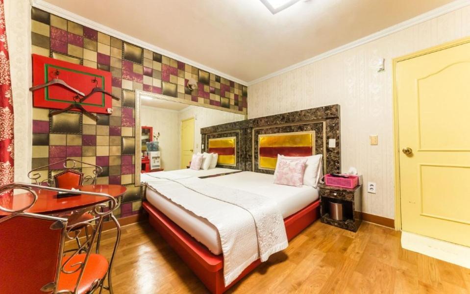 Feel Motel โพชอน ภายนอก รูปภาพ